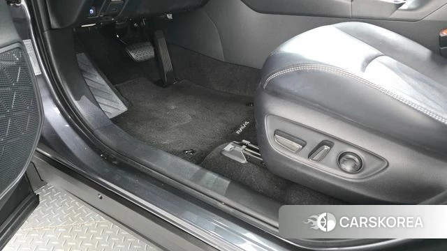 Toyota RAV4 5th Generation 2019 Серый из Кореи, фото 3