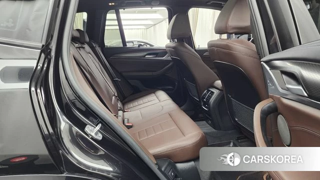 BMW X3 (G01) 2024 Черный из Кореи, фото 3