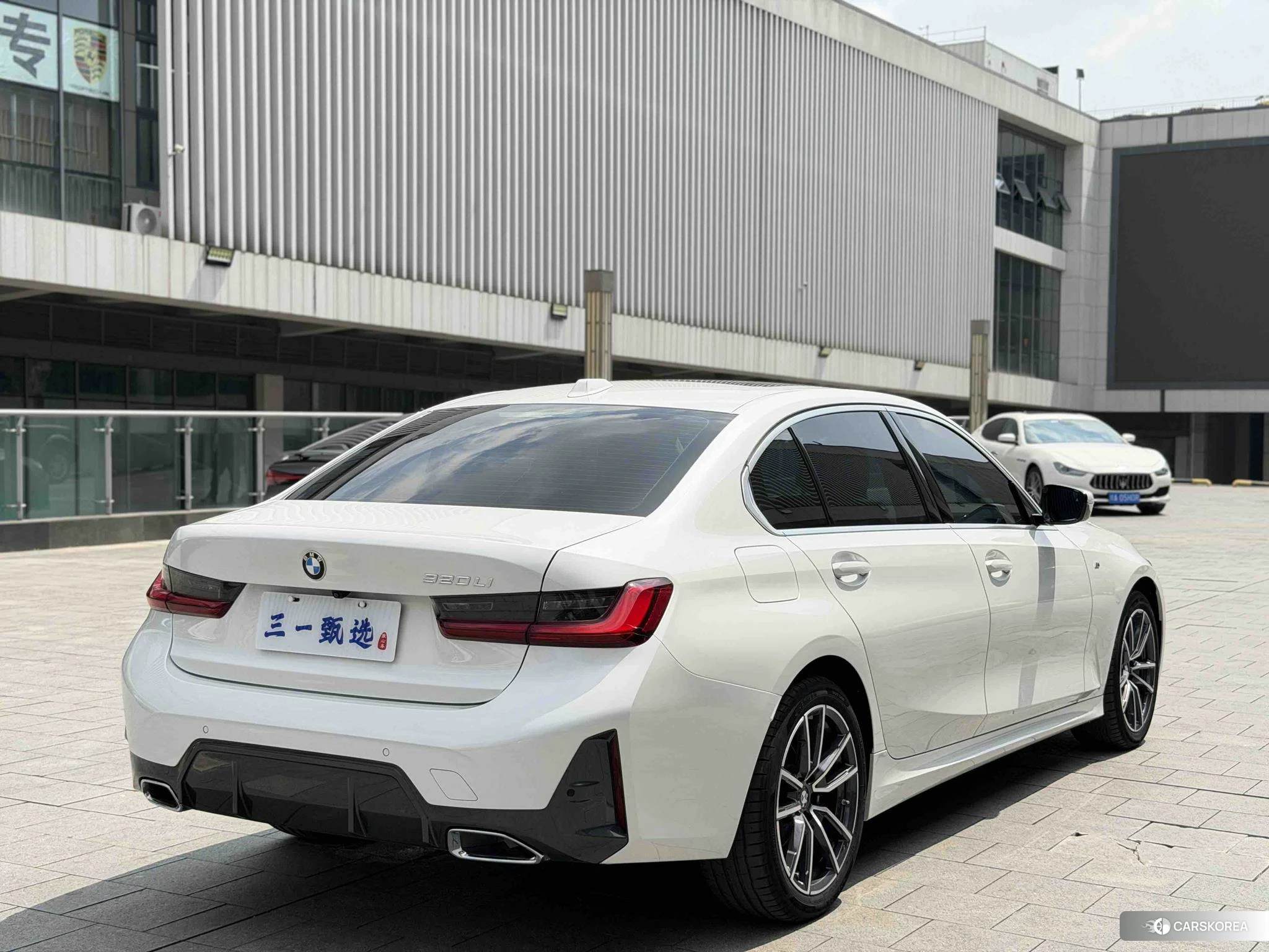 BMW 3 series 2022 Белый из Китая, фото 3