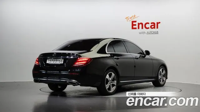 Mercedes-Benz E-Class W213 2018 Черный из Кореи, фото 3