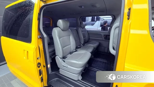 Hyundai The New Grand Starex 2019 Желтый из Кореи, фото 3