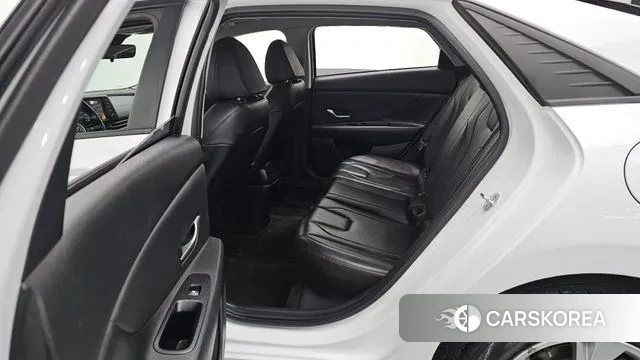 Hyundai Avante (CN7) 2021 Белый из Кореи, фото 3