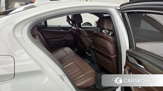 BMW 5 Series (G30) 2020 Белый из Кореи, фото 3