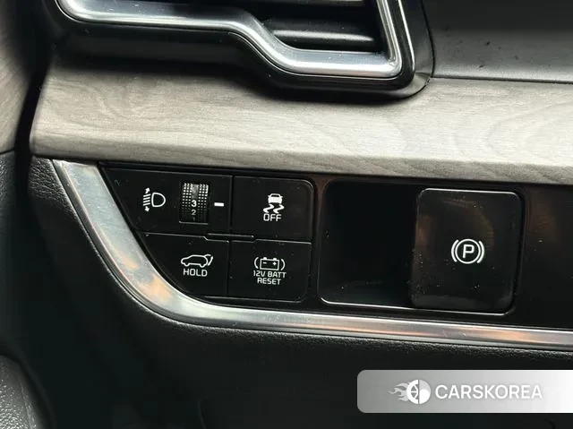 Kia Sportage 5th Generation Hybrid 2021 Белый из Кореи, фото 3