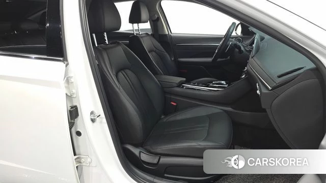 Hyundai Sonata (DN8) 2022 Белый из Кореи, фото 3