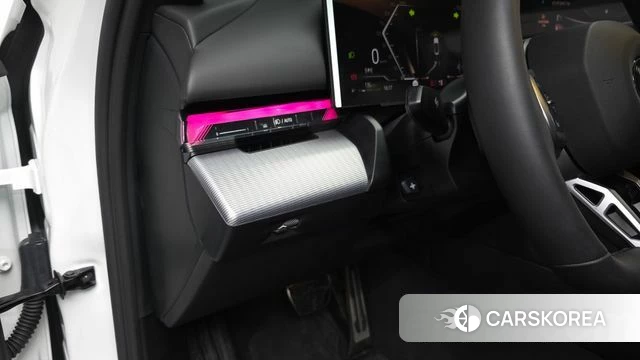 BMW 5 Series (G60) 2025 Белый из Кореи, фото 3