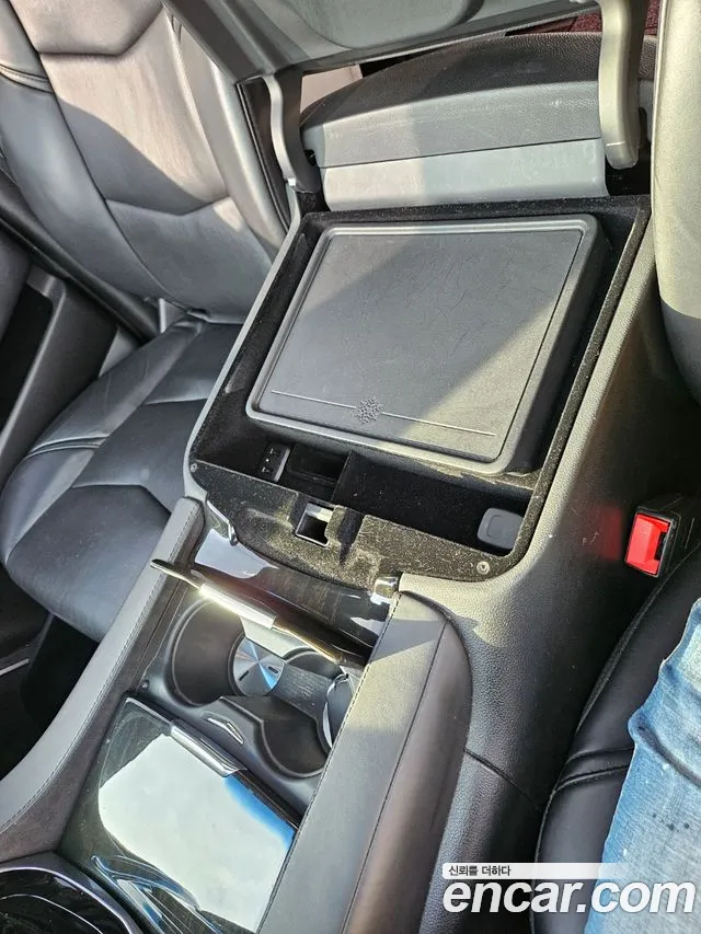 Cadillac Escalade 2018 Белый из Кореи, фото 3