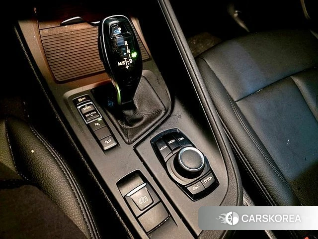 BMW X1 (F48) 2020 Черный из Кореи, фото 3