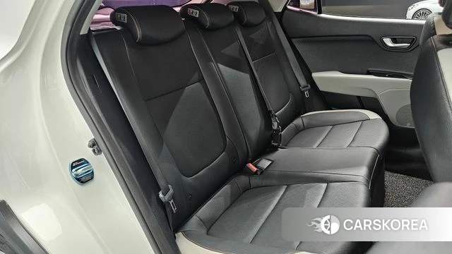 Kia Stonic 2019 Белый из Кореи, фото 3