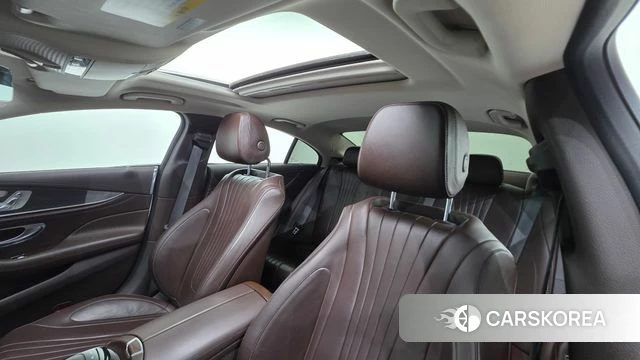 Mercedes-Benz CLS-Class C257 2019 Белый из Кореи, фото 3