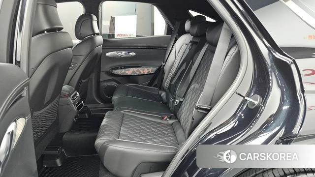 Genesis GV70 2022 Черный из Кореи, фото 3