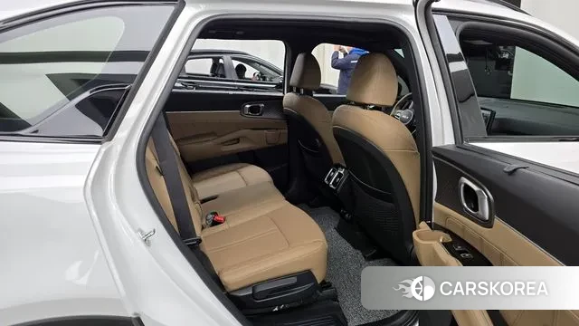 Kia The New Sorento 4th Generation 2023 Белый из Кореи, фото 3