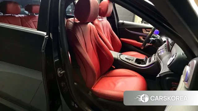 Mercedes-Benz E-Class W213 2020 Черный из Кореи, фото 3