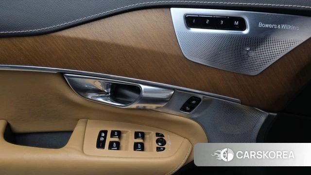 Volvo XC90 second Generation 2019 Серый из Кореи, фото 3