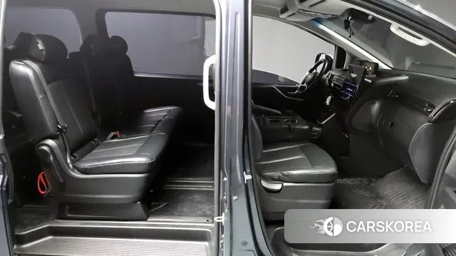 Hyundai Staria 2021 Серый из Кореи, фото 3