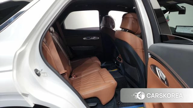 Genesis GV70 2022 Белый из Кореи, фото 3