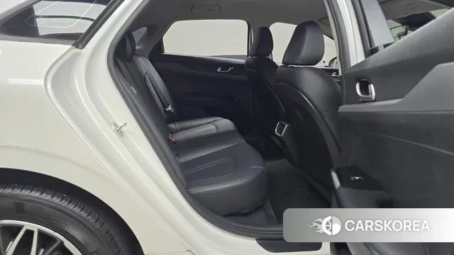 Kia K5 3rd generation 2021 Белый из Кореи, фото 3