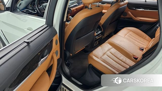 BMW X6 (F16) 2018 Белый из Кореи, фото 3