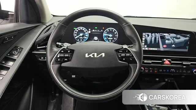 Kia Di Ol Nu Niro 2022 Белый из Кореи, фото 3