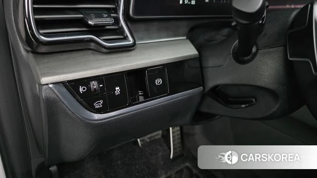 Kia Sportage 5th Generation 2024 Белый из Кореи, фото 3