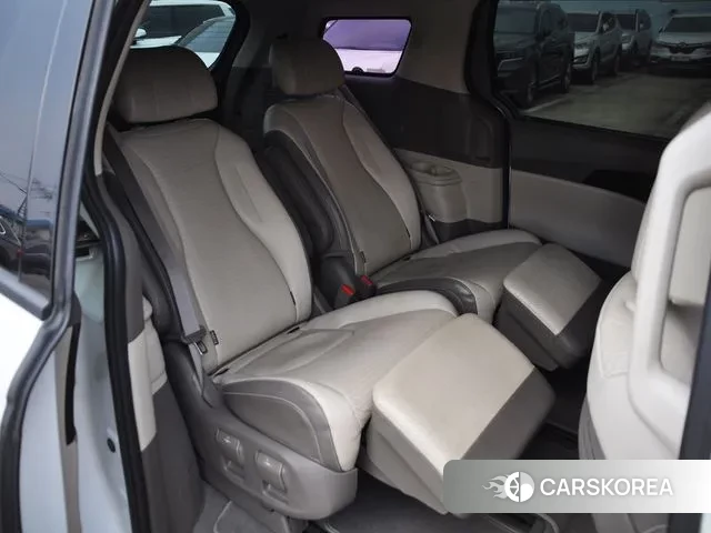 Kia Carnival 4th generation 2021 Белый из Кореи, фото 3