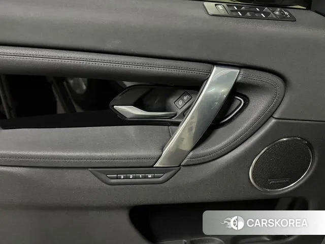 Land Rover Discovery Sports 2nd Generation 2020 Белый из Кореи, фото 3