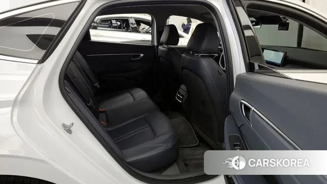 Hyundai Sonata D Edge (DN8) 2023 Белый из Кореи, фото 3