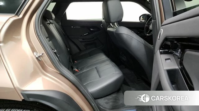 Land Rover Range Rover Evoque 2nd Generation 2025 Золотой из Кореи, фото 3