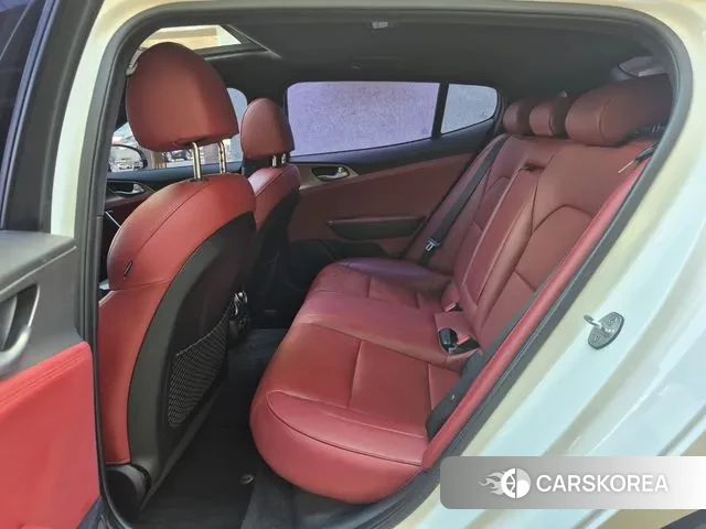 Kia Stinger 2019 Белый из Кореи, фото 3