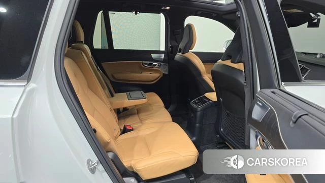 Volvo XC90 second Generation 2022 Белый из Кореи, фото 3