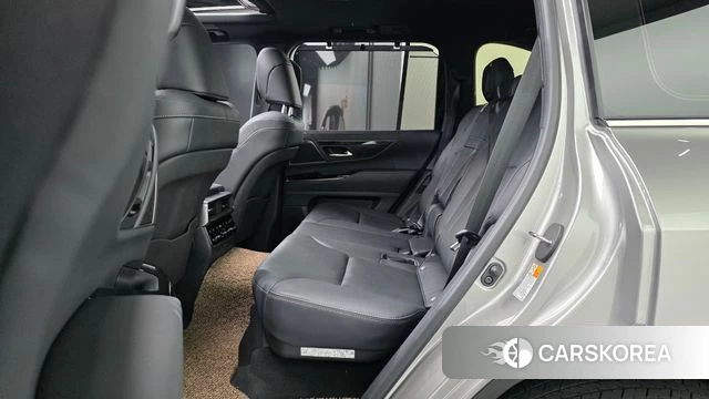 Lexus LX 4th Generation 2025 Серебристо-серый из Кореи, фото 3