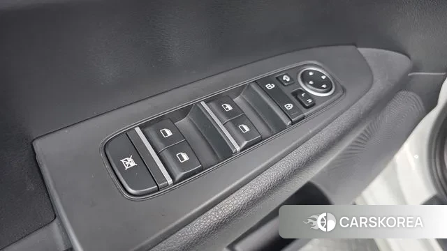 Kia The New K3 2nd generation 2022 Белый из Кореи, фото 3