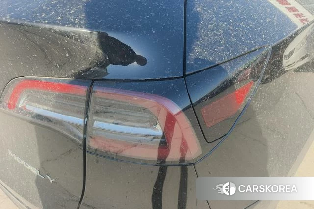 Tesla Model Y 2023 Черный из Китая, фото 3