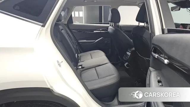 Kia Seltos 2021 Белый из Кореи, фото 3