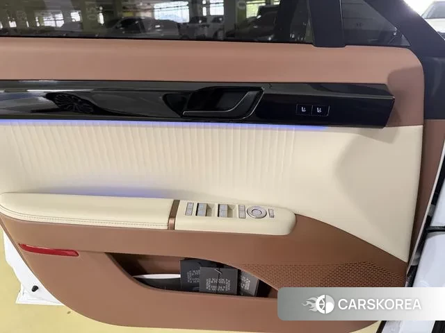 Hyundai Grandeur (GN7) id 2883850 из Кореи 3