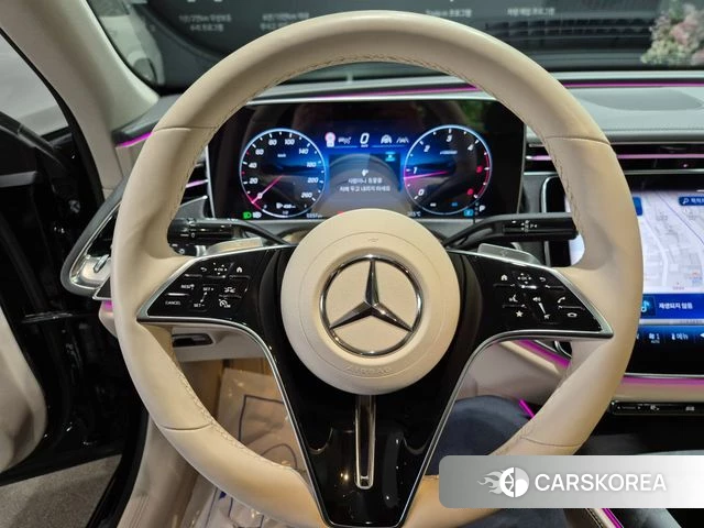 Mercedes-Benz E-Class W214 2025 Черный из Кореи, фото 3