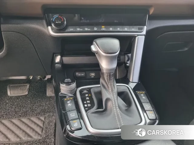 Kia Seltos 2021 Серый из Кореи, фото 3