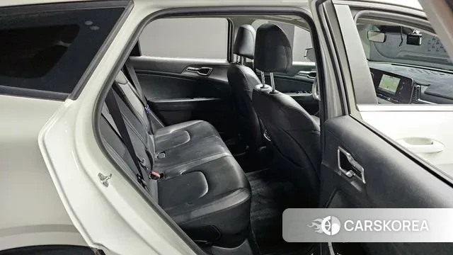 Kia Sportage 5th Generation Hybrid 2021 Белый из Кореи, фото 3