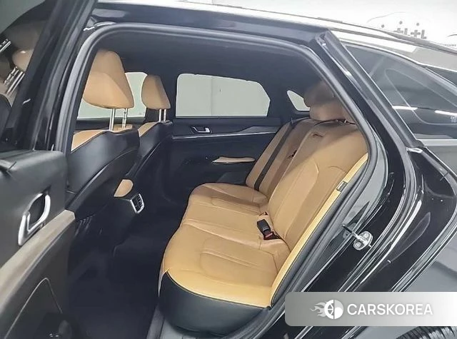 Kia K5 3rd generation 2023 Черный из Кореи, фото 3