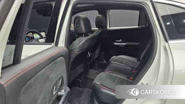 Mercedes-Benz GLA - Class H247 2022 Белый из Кореи, фото 3