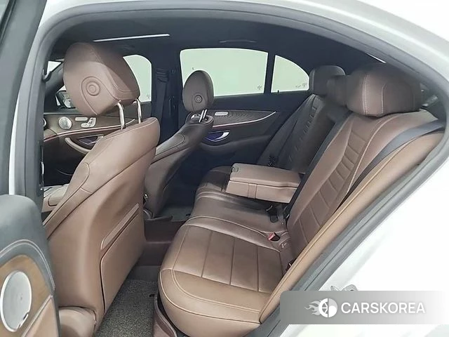 Mercedes-Benz E-Class W213 2021 Белый из Кореи, фото 3