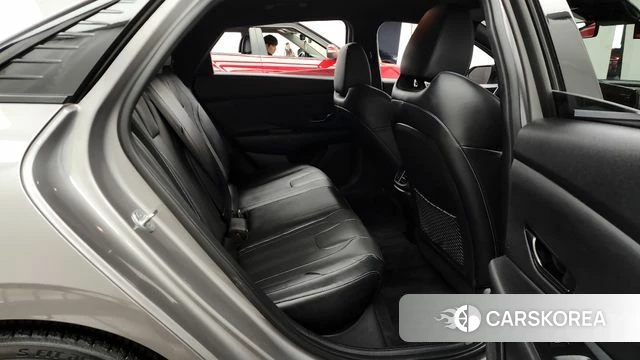 Hyundai Avante (CN7) 2022 Песочный из Кореи, фото 3