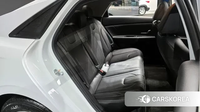 Hyundai Avante (CN7) 2021 Белый из Кореи, фото 3