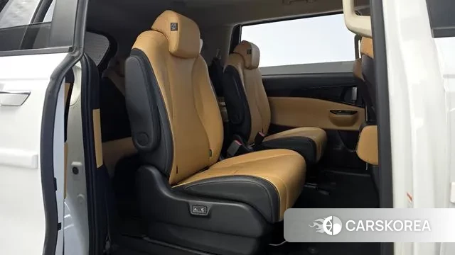 Kia Carnival 4th generation 2023 Белый из Кореи, фото 3