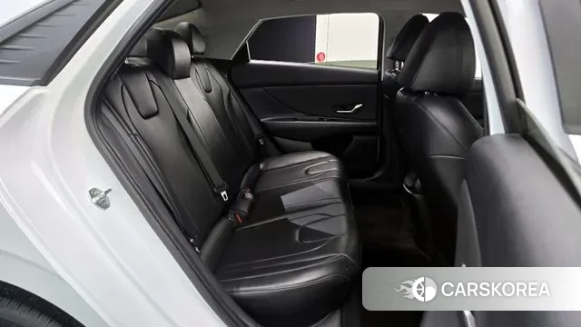 Hyundai Avante (CN7) 2021 Белый из Кореи, фото 3