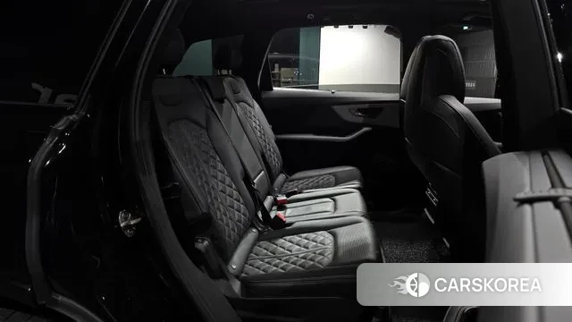 Audi Q7 (4M) 2023 Черный из Кореи, фото 3