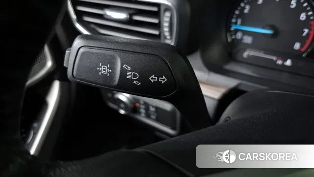 Ford Explorer 6th Generation 2022 Белый из Кореи, фото 3