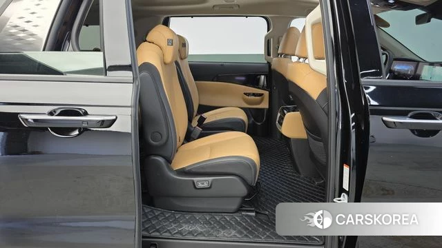 Kia Carnival 4th generation 2023 Черный из Кореи, фото 3