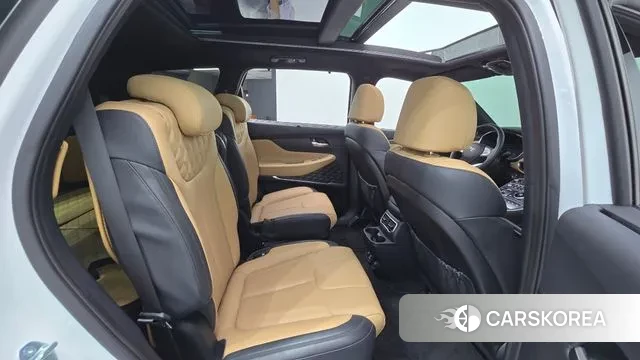 Hyundai The New Santa Fe 2023 Белый из Кореи, фото 3