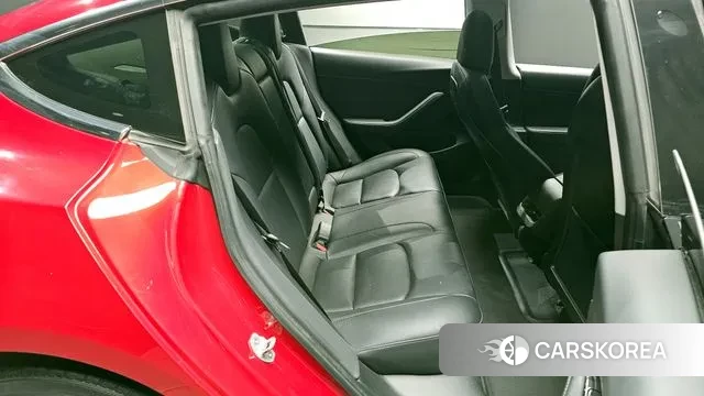 Tesla Model 3 2020 Красный из Кореи, фото 3